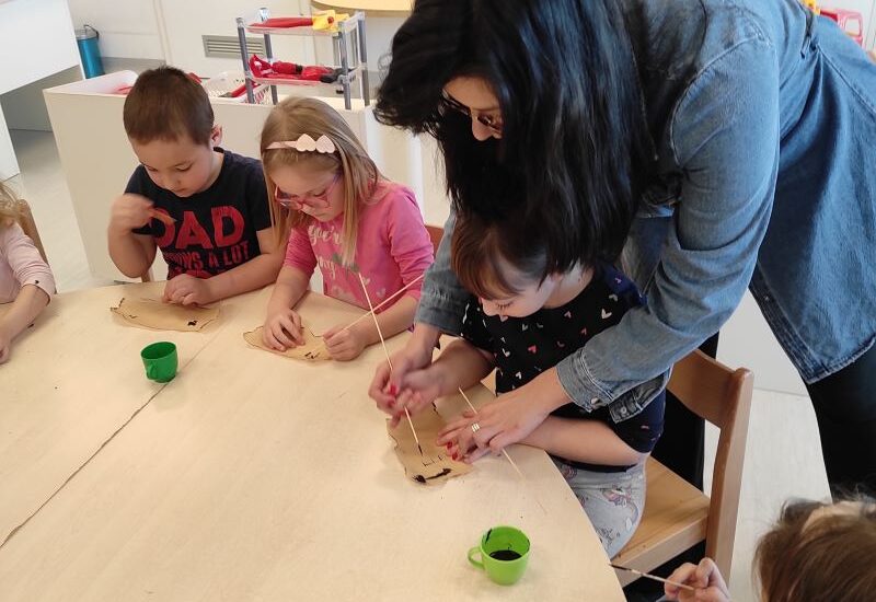 Dan materinjeg jezika