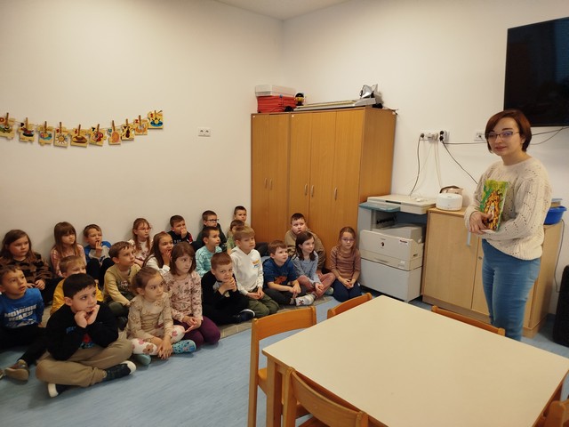 Mame čitale priče u Zvončiću