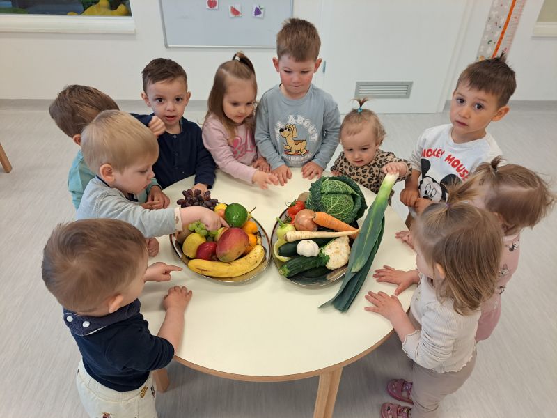 Makići istraživali voće i povrće