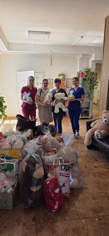 Bambići humanitarci