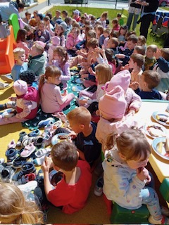 Prvomajska roštiljada, piknik i sadnja vrta